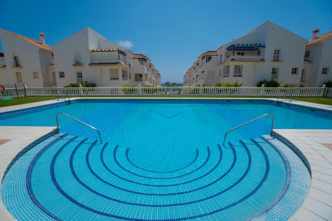 Fuentes A2 Bajo A Menyber Apartment Nerja Exterior photo