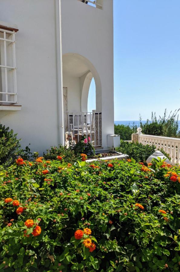 Fuentes A2 Bajo A Menyber Apartment Nerja Exterior photo